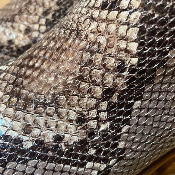 Chinese Laundry Snake Skin Print Heeled Mule Size 6 - Picture 6 of 11